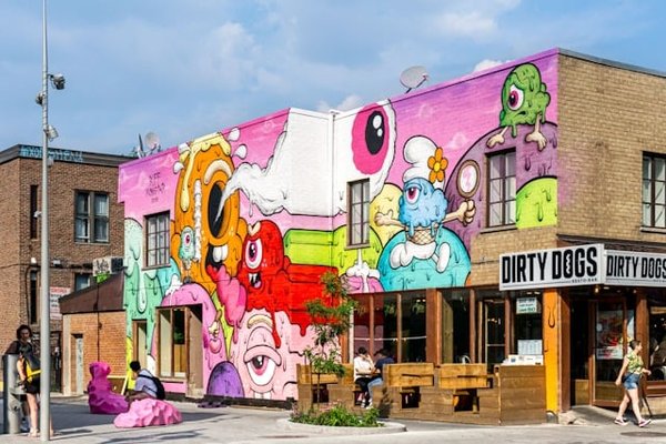 Comment l'assurance couvre-t-elle les installations d'art public ?