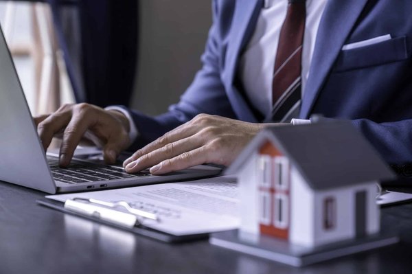 Comparateur d'assurance habitation : son importance pour changer un contrat de couverture